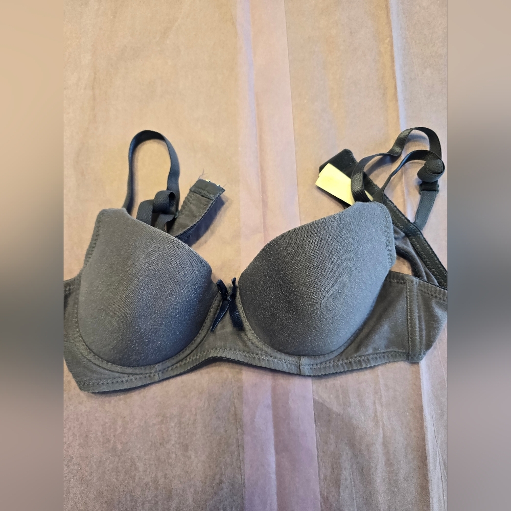 4 Pack of SOFRA Women's Solid Color Bras Size 32B
